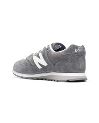 Женские серые замшевые низкие кеды от New Balance
