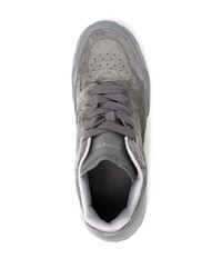 Мужские серые замшевые низкие кеды от Alexander McQueen