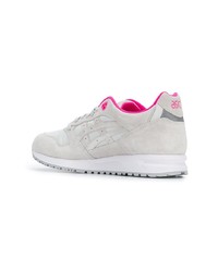 Женские серые замшевые низкие кеды от Asics