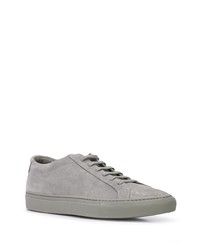 Мужские серые замшевые низкие кеды от Common Projects