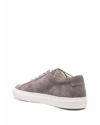 Мужские серые замшевые низкие кеды от Common Projects