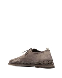 Серые замшевые туфли дерби от Officine Creative