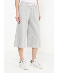 Серые капри от Piazza Italia