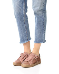 Женские серые кеды от Dolce Vita