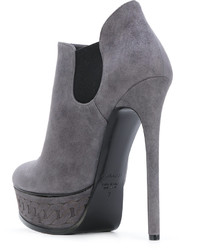 Серые кожаные ботильоны от Casadei