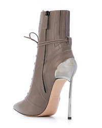 Серые кожаные ботильоны от Casadei