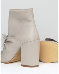 Женские серые кожаные ботинки от Asos