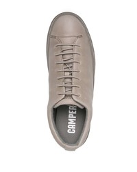 Мужские серые кожаные низкие кеды от Camper