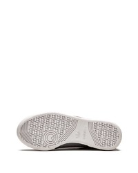 Мужские серые кожаные низкие кеды от adidas