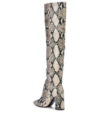 Серые кожаные сапоги со змеиным рисунком от Tabitha Simmons