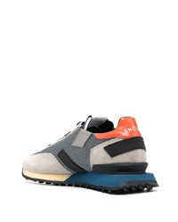 Мужские серые кроссовки от Ghoud