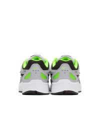 Женские серые кроссовки от Nike