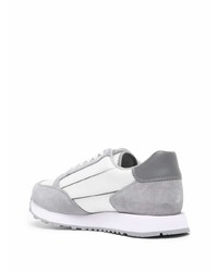 Мужские серые кроссовки от Armani Exchange