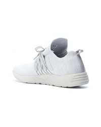 Женские серые кроссовки от Arkk