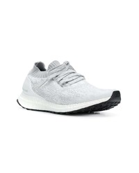 Женские серые кроссовки от adidas