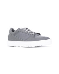 Мужские серые низкие кеды со змеиным рисунком от Etq.