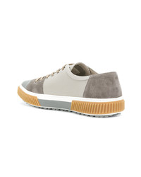 Мужские серые низкие кеды от Prada