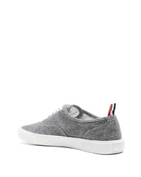 Мужские серые низкие кеды от Thom Browne