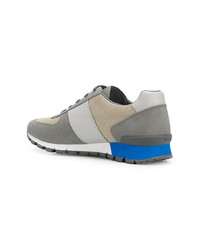 Мужские серые низкие кеды от Prada