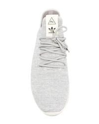 Мужские серые низкие кеды от Adidas By Pharrell Williams