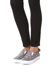 Женские серые слипоны от Chiara Ferragni