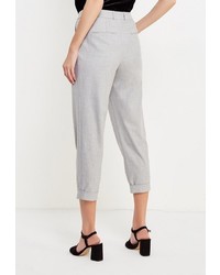 Серые узкие брюки от Emka