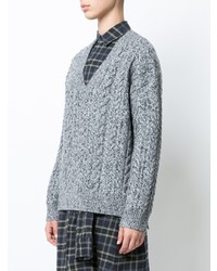 Женский серый вязаный свитер от Vince