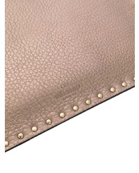 Серый кожаный клатч с шипами от Valentino