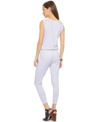 Серый комбинезон от Sundry