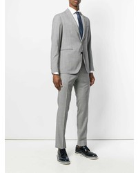 Серый костюм от Tagliatore