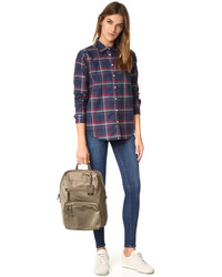 Женский серый нейлоновый рюкзак от Tumi