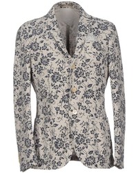Серый пиджак с цветочным принтом