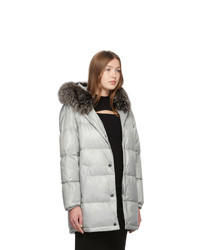 Женский серый пуховик от Yves Salomon Army