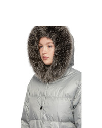 Женский серый пуховик от Yves Salomon Army