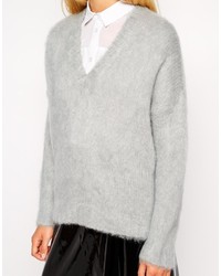 Серый свободный свитер