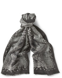 Мужской серый шарф с принтом от Alexander McQueen