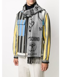 Мужской серый шарф с принтом от Moschino