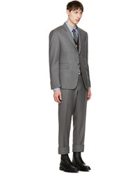 Серый шерстяной костюм от Thom Browne