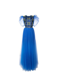 Синее вечернее платье из фатина с вышивкой от Carolina Herrera