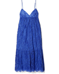 Синее кружевное платье-комбинация