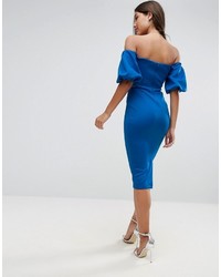 Синее платье с открытыми плечами от Asos