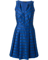 Синее платье с плиссированной юбкой в горизонтальную полоску от Emporio Armani