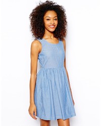 Синее платье с плиссированной юбкой из шамбре от Vero Moda