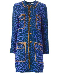 Синее платье-футляр с леопардовым принтом