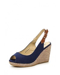 Синие босоножки на танкетке от Raxmax