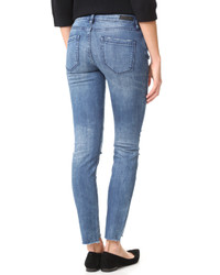 Женские синие джинсы с вышивкой от Blank