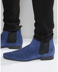 Синяя обувь – наряд какого цвета выбрать