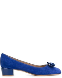 Синие замшевые туфли от Salvatore Ferragamo