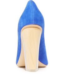 Синие замшевые туфли от Tory Burch