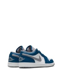 Мужские синие кожаные низкие кеды от Jordan